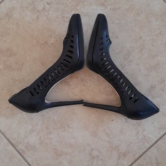 BCBGeneration Leather perforated heels - Picture 10 of 12